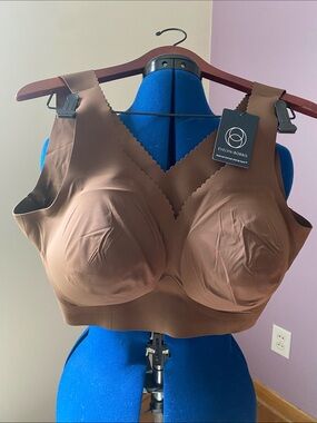 Evelyn & Bobbie - Evelyn Bra - Umber - NWT